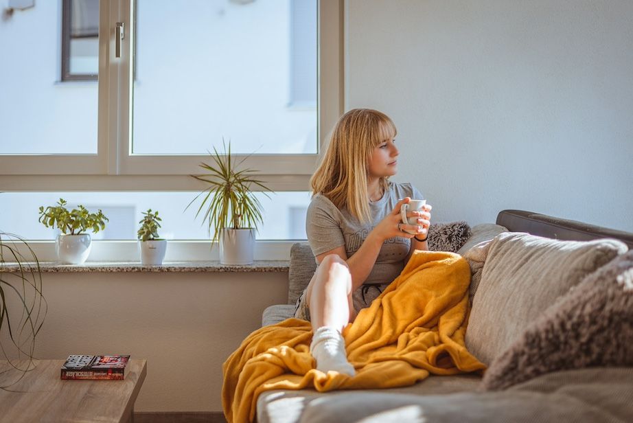 30 minučių sau po vaikų miego: kodėl tėvams reikia nuosavo vakaro